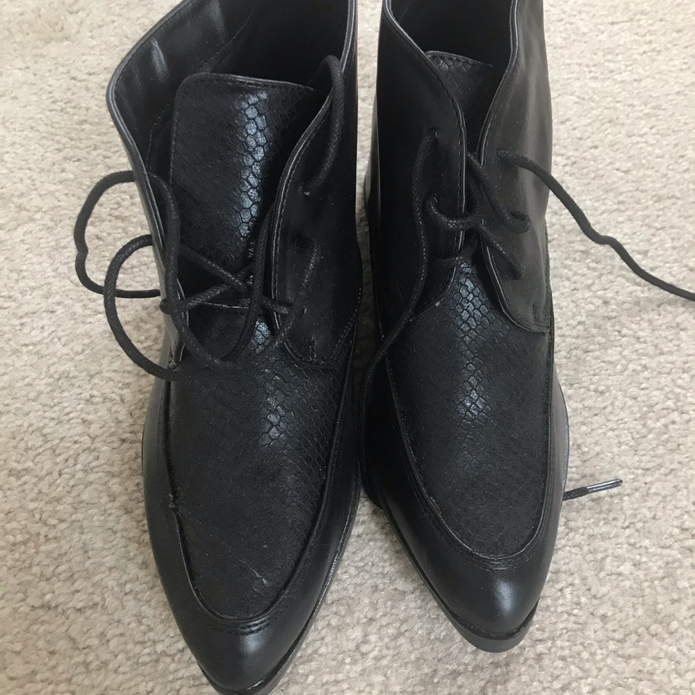 Dead stock Black Ankle Boot